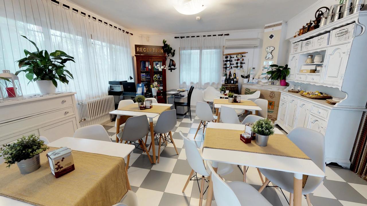 Residence Colibri Family & Bike โลอาโน ภายนอก รูปภาพ